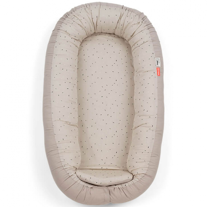 Done by Deer Babynest Cozy Confetti Sand | Babytillbehör - Sova - Babynest och sovstöd | BabyMode