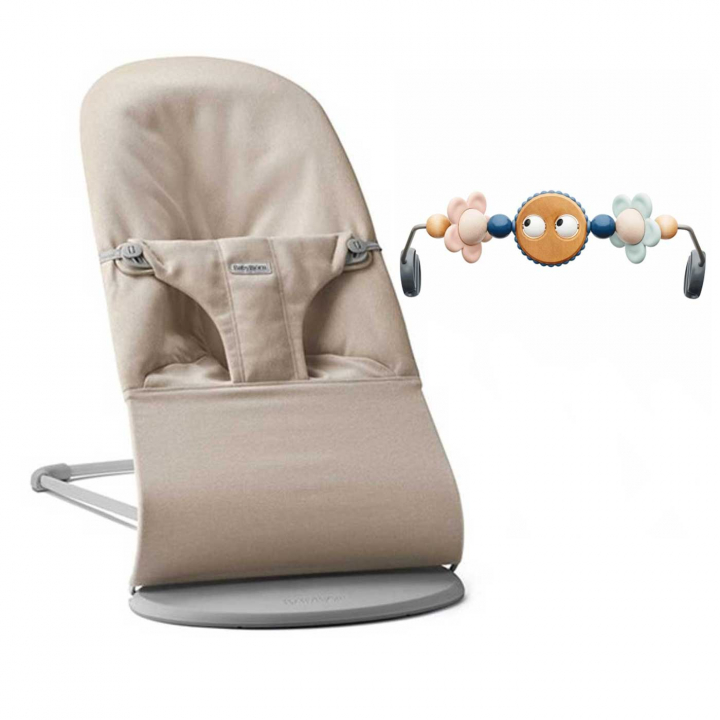 Babybjörn Babysitter inkl. Lekbåge | Babytillbehör - Babysitters och babygungor | BabyMode