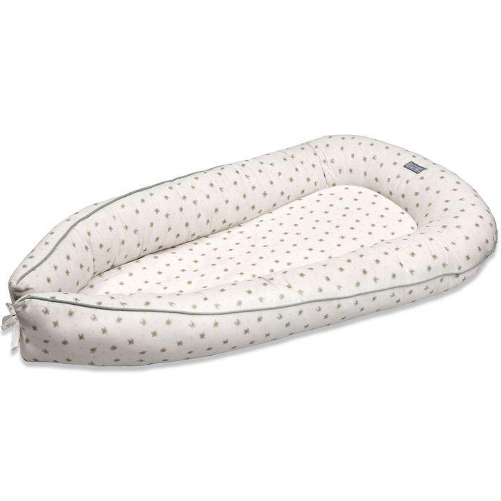 Vinter &amp; Bloom Meadow Babynest Soft Sand | Babytillbehör - Sova - Babynest och sovstöd | BabyMode