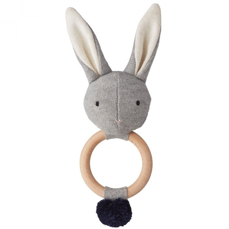 Liewood Aria Skallra Rabbit Grey Melange i gruppen Kampanjer / Outlet / Outlet Leksaker / Outlet Leksaker 0-1 år hos Bonti (999053435)