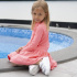 PRTECT Elsa UV-klänning Coral i gruppen Resa med barn / Sol och bad / UV-kläder hos Bonti (999055318-1)