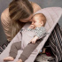 Babybjörn Babysitter Bliss Cotton + Leksak Paketpris i gruppen Babytillbehör / Paketpriser hos Bonti (BBPAK5)