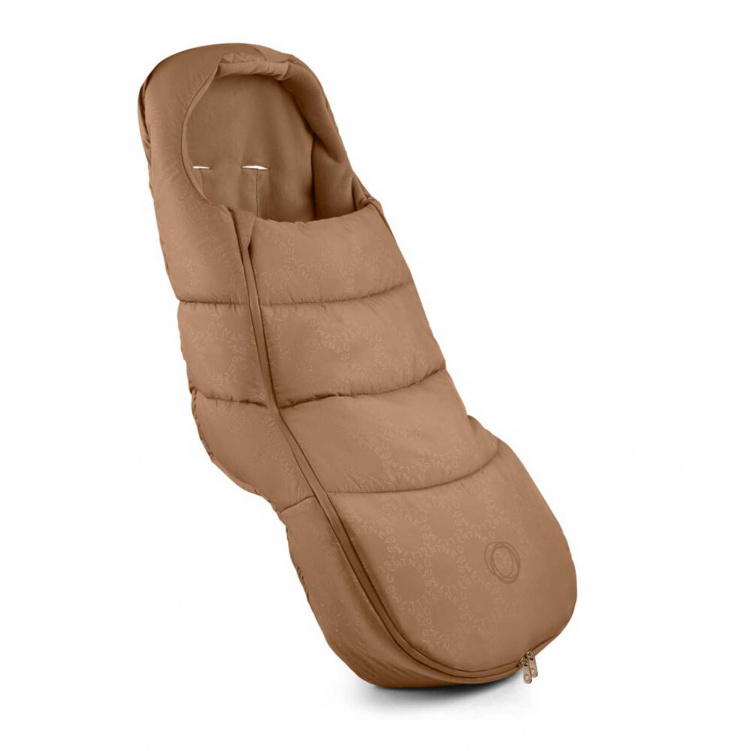 Bugaboo footmuff x Stella McCartney i gruppen Barnvagnar / Varumärken / Bugaboo / Bugaboo X Stella McCartney hos Bonti (BUBOS003114037)