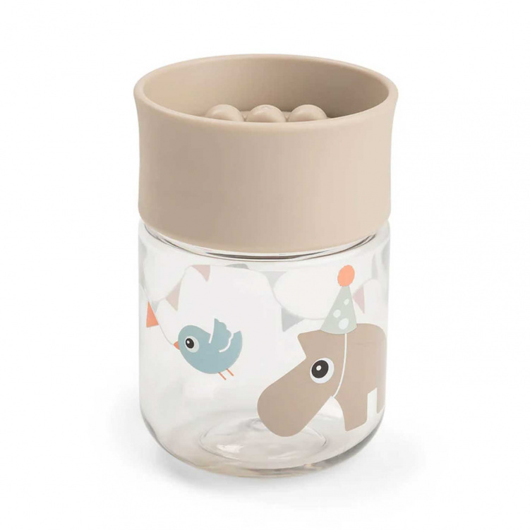 Done by Deer träningsmugg Celebration Sand i gruppen Babytillbehör / Äta och mata / Muggar, flaskor och glas hos Bonti (DOBD1966639)