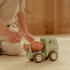 Little Dutch Cementbil med figur i gruppen Leksaker / Leksaksbilar & fordon hos Bonti (LD2529)