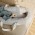 Liewood Gro Babynest Stripe Blue wave/Creme i gruppen Babytillbehör / Sova / Babynest och sovstöd hos Bonti (LIEWLW19988-940)