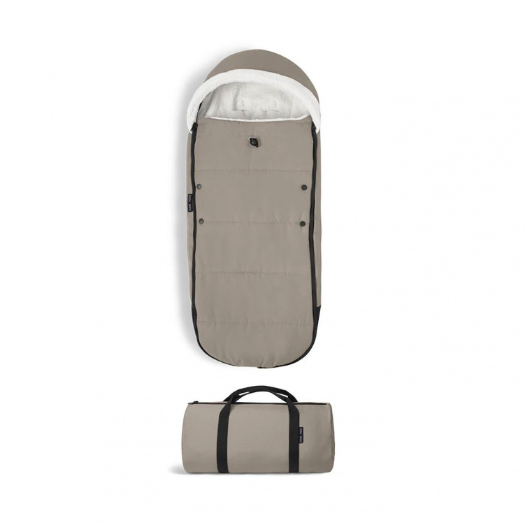 Stokke YOYO Åkpåse Taupe i gruppen Barnvagnar / Barnvagnstillbehör / Åkpåsar hos Bonti (STOK646604)